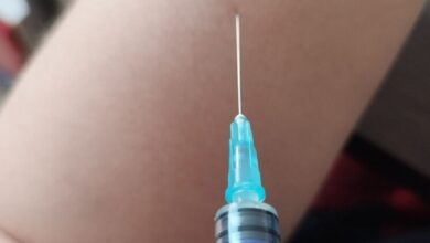 Заполярные новобрачные получают ключи от символического железного здоровья